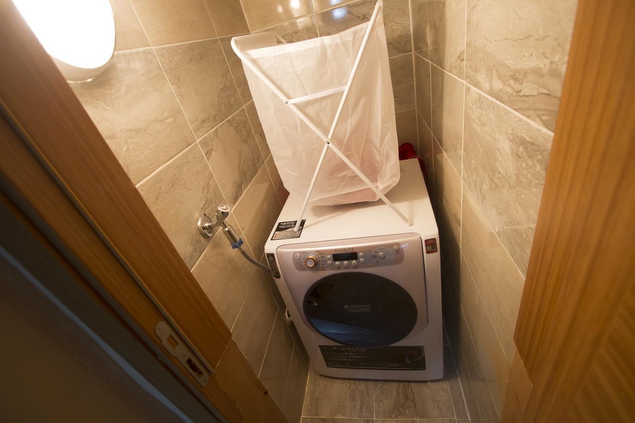 Отель Istanbul Erasmus House Экстерьер фото