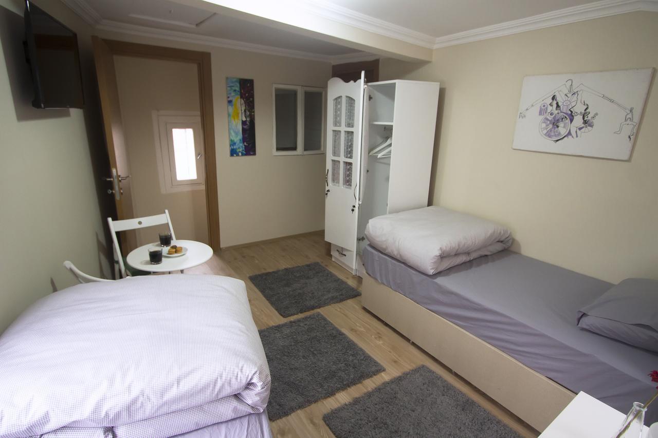 Отель Istanbul Erasmus House Экстерьер фото