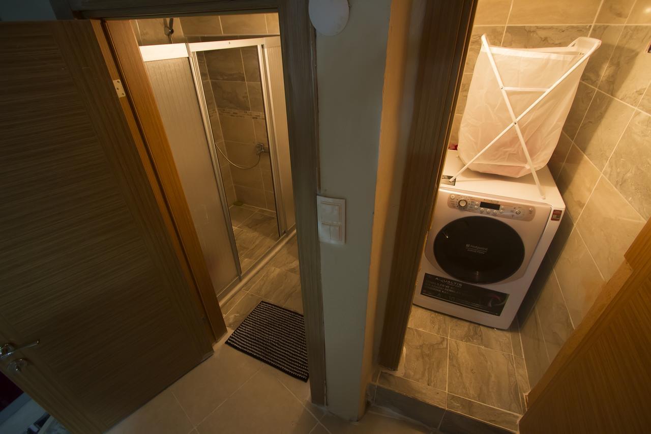 Отель Istanbul Erasmus House Экстерьер фото