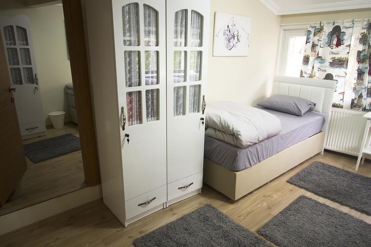 Отель Istanbul Erasmus House Экстерьер фото